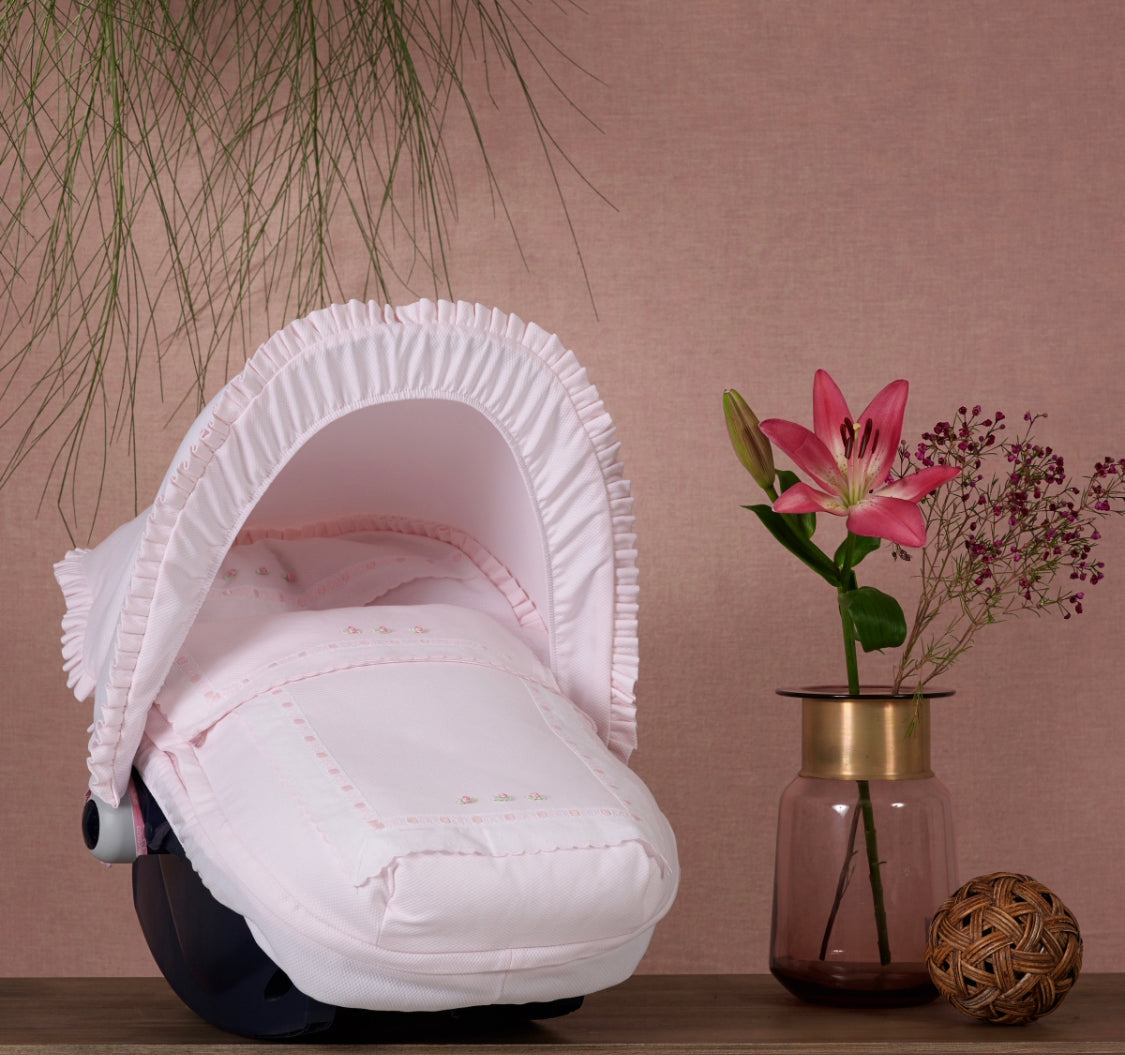 Spanish Car Seat Footmuff & Hood Universal or Doona - Carla Nube Luna