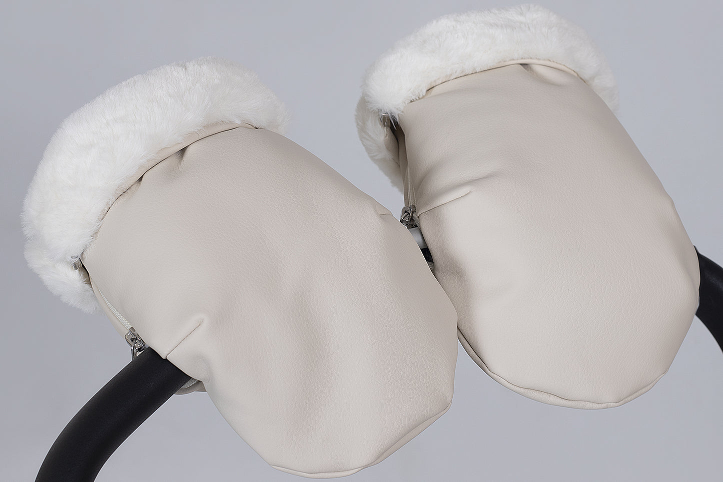 Spanish Leatherette Pram Gloves with Faux Fur Lining