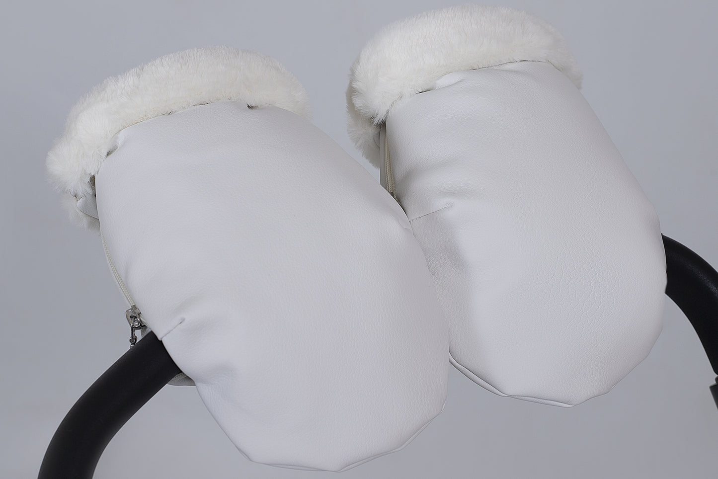 Spanish Leatherette Pram Gloves with Faux Fur Lining